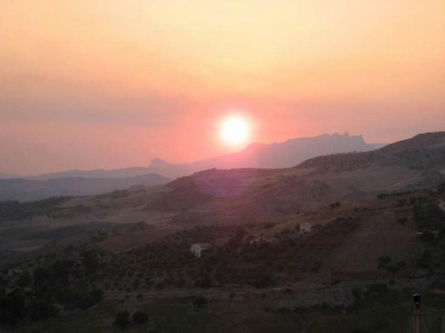 Image No.2-Maison de ville de 3 chambres à vendre à Cianciana