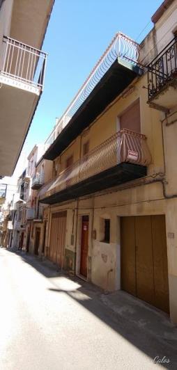 Image No.1-3 Bed Townhouse for sale