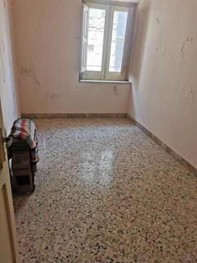 Image No.6-2 Bed Townhouse for sale