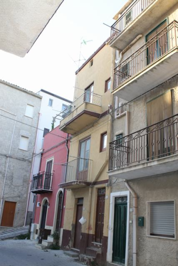 Image No.3-Maison de ville de 2 chambres à vendre à Cianciana