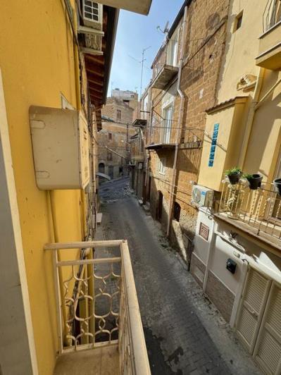 Image No.2-Maison de ville de 2 chambres à vendre à Cianciana