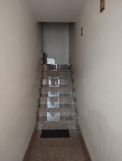 Image No.5-2 Bed House for sale