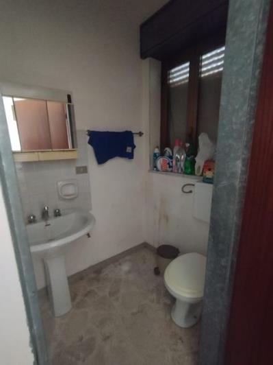 Image No.23-2 Bed House for sale