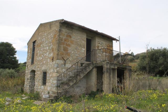 Image No.3-Maison de campagne de 1 chambre à vendre à Cianciana