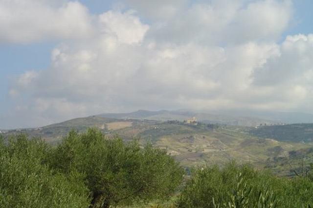 Image No.13-Maison de campagne de 1 chambre à vendre à Cianciana