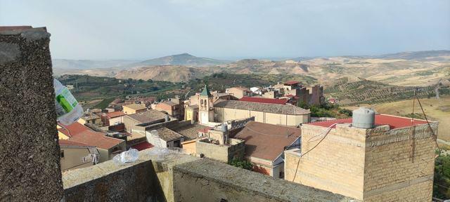 Image No.6-3 Bed Townhouse for sale