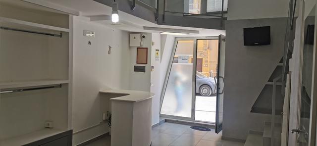 Image No.5-1 Bed House for sale