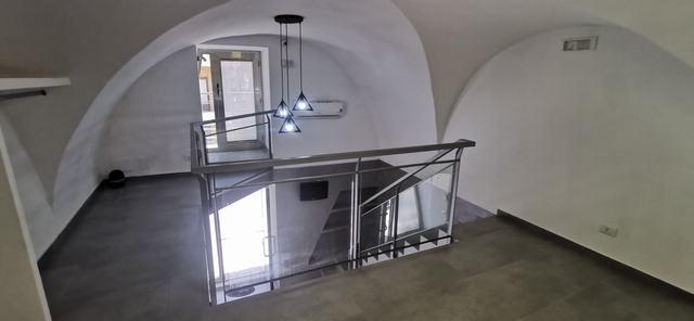 Image No.12-1 Bed House for sale