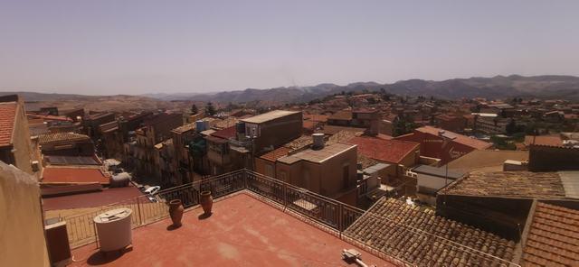 Image No.60-3 Bed Townhouse for sale