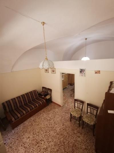 Image No.12-2 Bed Townhouse for sale