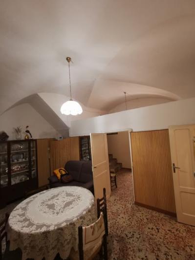 Image No.15-2 Bed Townhouse for sale