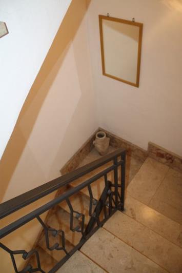 Image No.12-2 Bed House for sale