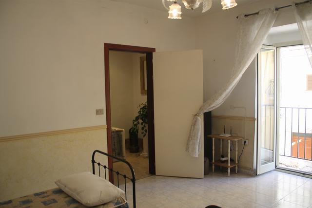 Image No.16-2 Bed House for sale