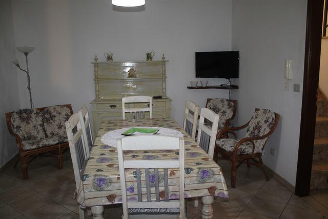 Image No.18-2 Bed House for sale