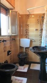 9-3rd-floor-bathroom