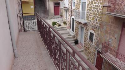 10-3rd-floor-balcony1