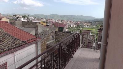 11-3rd-floor-balcony2