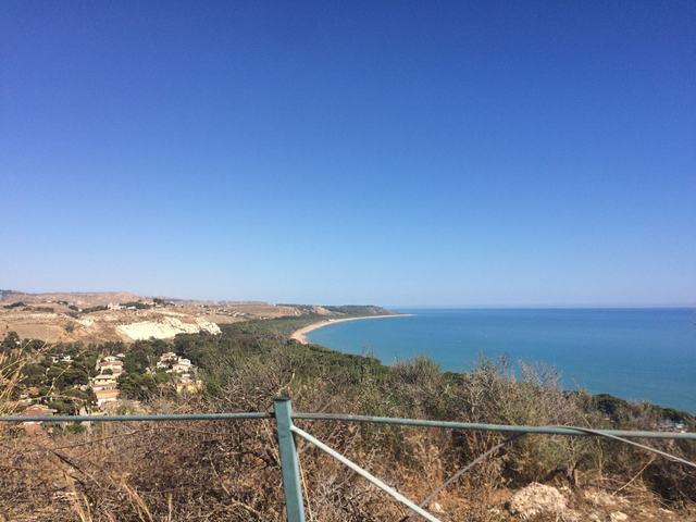 Image No.23-3 Bed Townhouse for sale