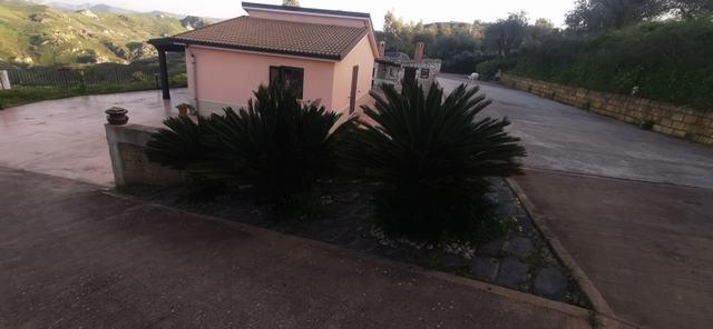 Image No.6-2 Bed House/Villa for sale