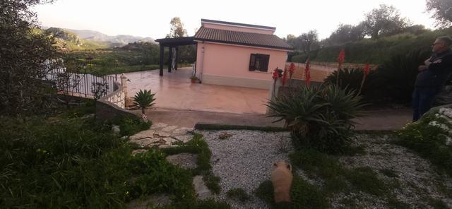 Image No.8-2 Bed House/Villa for sale