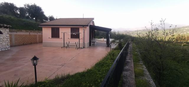 Image No.11-2 Bed House/Villa for sale