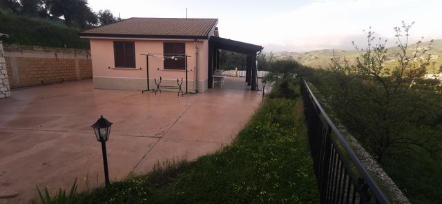 Image No.12-2 Bed House/Villa for sale