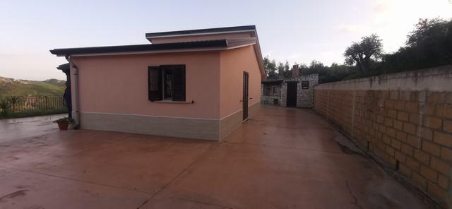 Image No.33-2 Bed House/Villa for sale