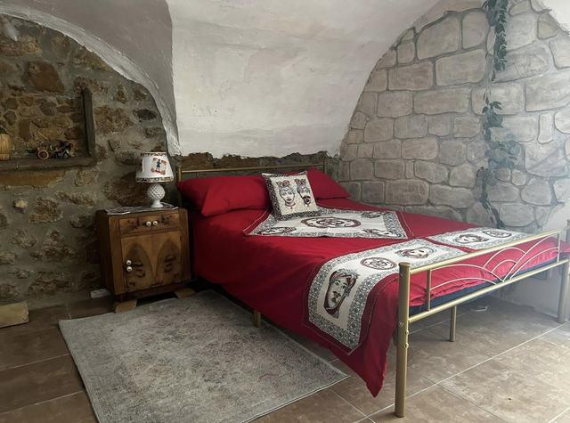 Image No.9-3 Bed Townhouse for sale