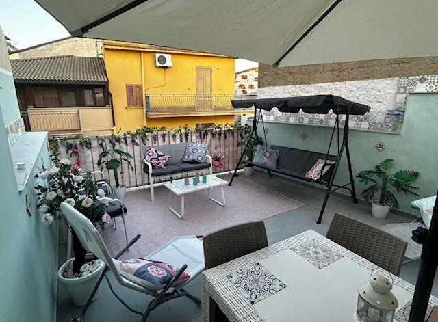 Image No.21-3 Bed Townhouse for sale