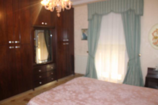 Image No.12-3 Bed Townhouse for sale