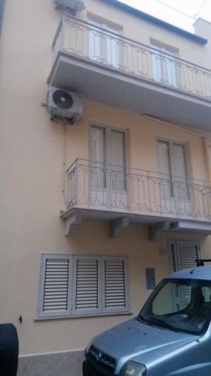 Image No.3-3 Bed Townhouse for sale