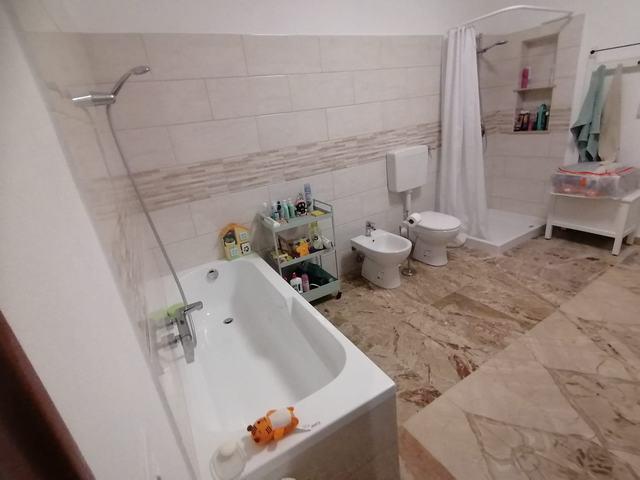 Image No.14-3 Bed Townhouse for sale