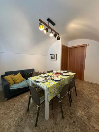 Image No.48-3 Bed Townhouse for sale