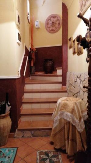 Image No.11-3 Bed Townhouse for sale