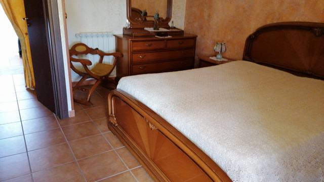 Image No.15-3 Bed Townhouse for sale