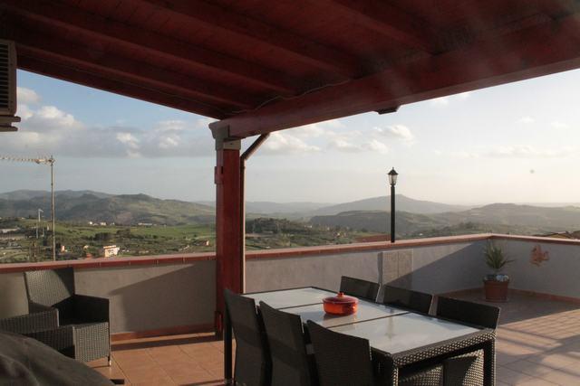 Image No.7-3 Bed Apartment for sale