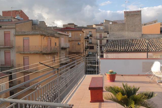 Image No.11-3 Bed Apartment for sale