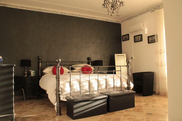 Image No.17-3 Bed Apartment for sale