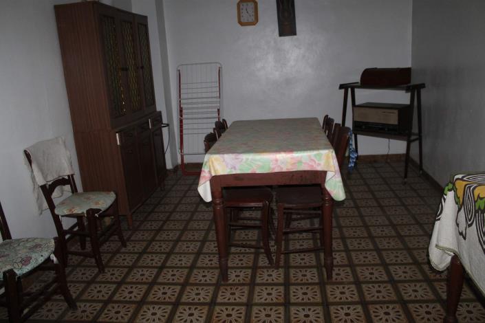 Image No.9-2 Bed Townhouse for sale