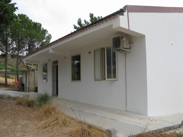 Image No.20-3 Bed Villa for sale