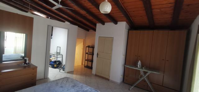 Image No.13-2 Bed Townhouse for sale