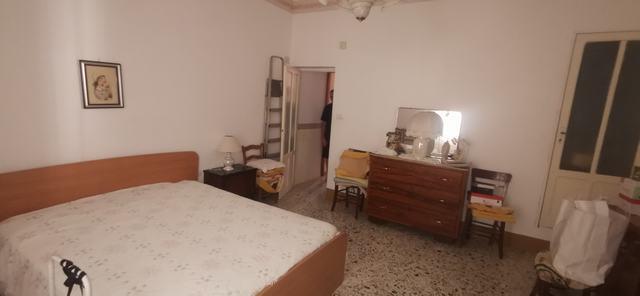 Image No.17-3 Bed Townhouse for sale