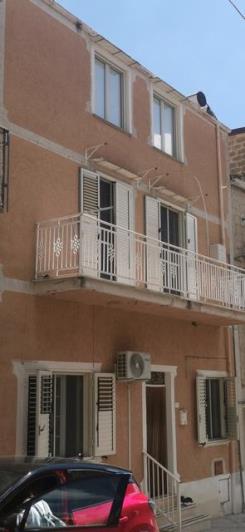 Image No.31-3 Bed Townhouse for sale