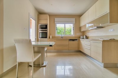 Bungalow For Sale  in  Tala
