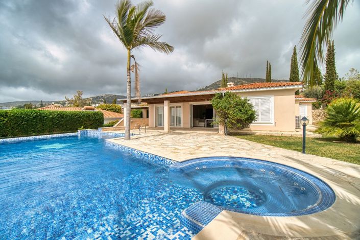 Image No.3-5 Bed Bungalow for sale