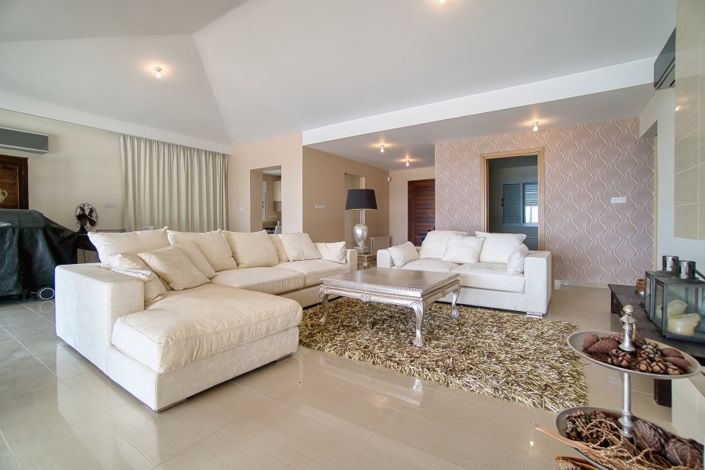 Image No.4-5 Bed Bungalow for sale