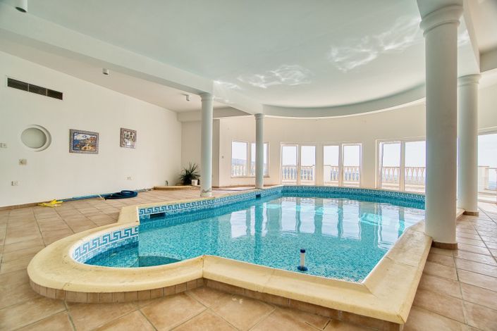 Image No.7-5 Bed Villa for sale