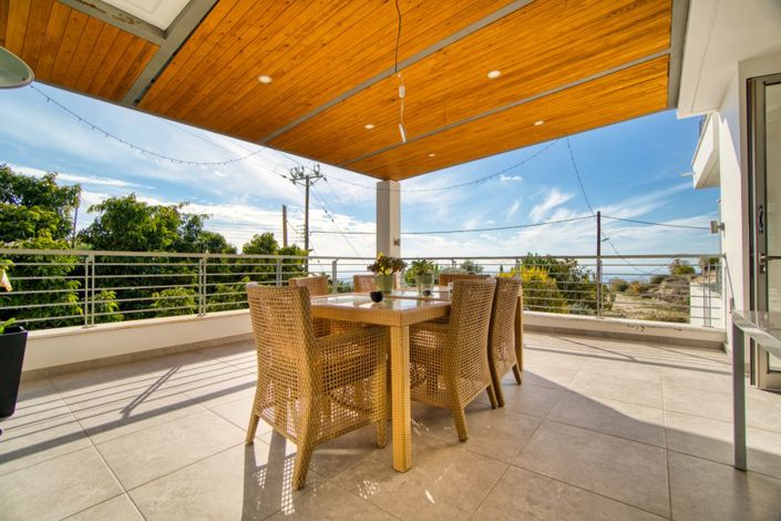 Image No.10-4 Bed Villa for sale