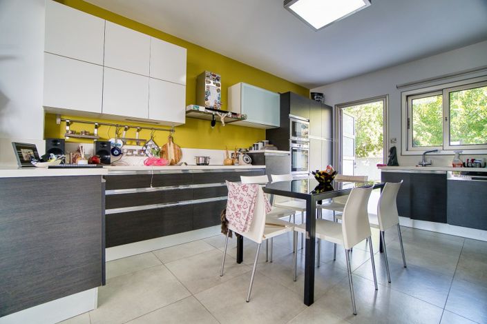 Image No.7-4 Bed Villa for sale