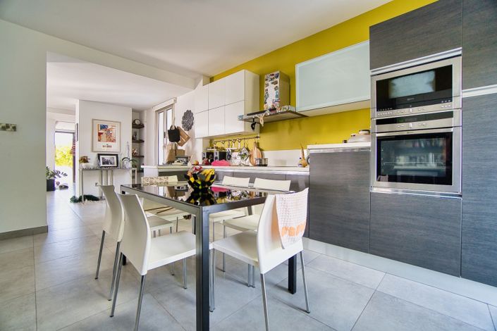 Image No.8-4 Bed Villa for sale